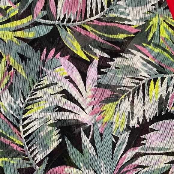 Kona Sol L Swim Top - Picture 8 of 9